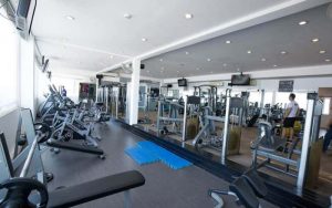 gương phòng tập gym