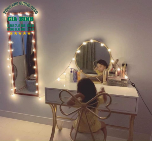 gương trang điểm có đèn đẹp