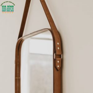 Gương dây da treo tường thiết kế hình vuông mã TT06