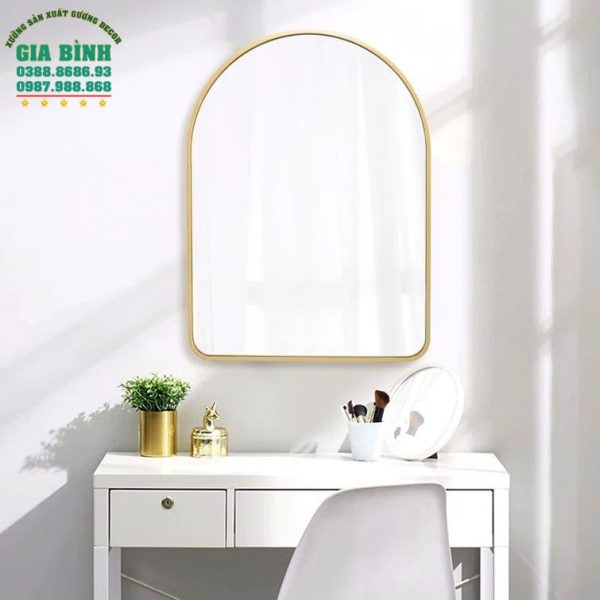 Gương trang điểm hình vòm khung kim loại mã TĐ15