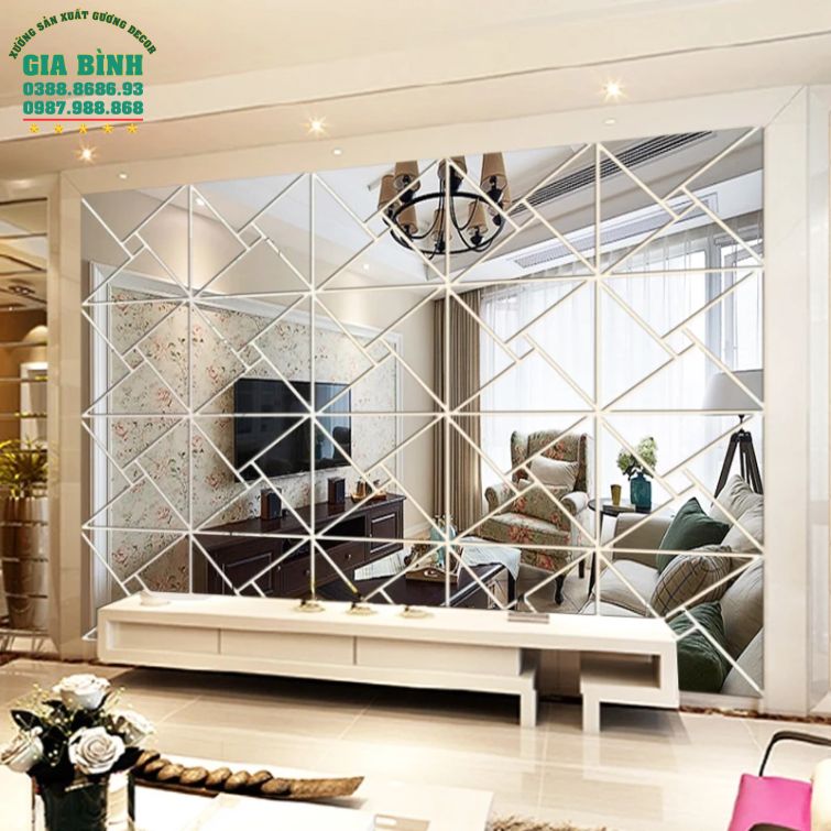 Gương dán tường Acrylic thiết kế 4 tam giác vuông kết hợp mã DT07