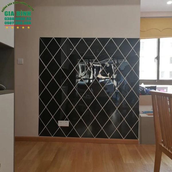 Gương dán tường Acrylic 3D hình thoi đơn giản mã DT05