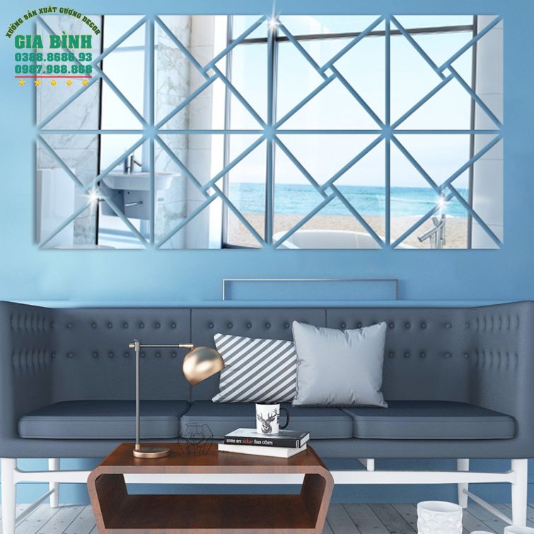 Gương dán tường Acrylic thiết kế 4 tam giác vuông kết hợp mã DT07