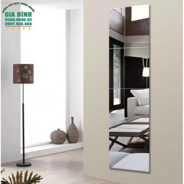 Gương dán tường thiết kế hình vuông đơn giản mã DT09
