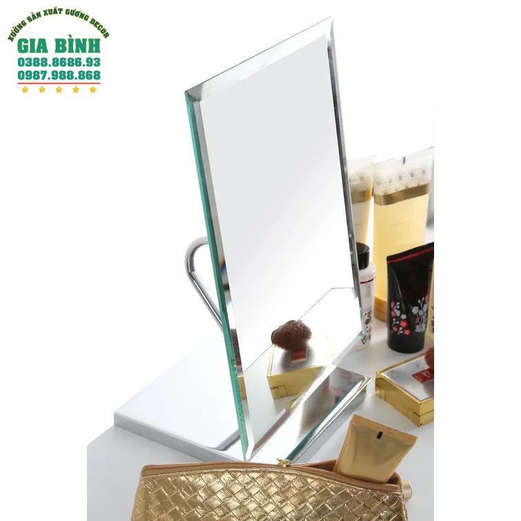 Gương trang điểm có đế kim loại mã TĐ18