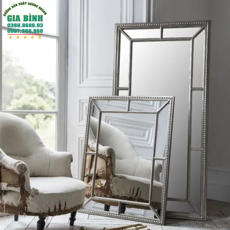 Gương dán tường Aanya khung nhựa mã DT02