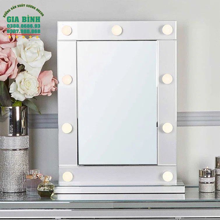 Gương trang điểm hình chữ nhật có đèn mã TĐ07