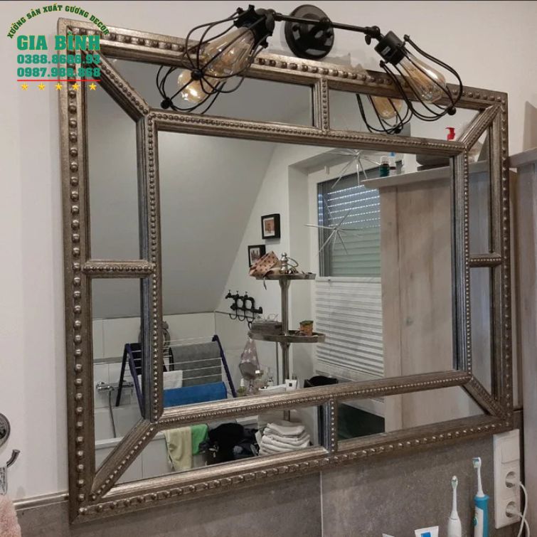 Gương dán tường Aanya khung nhựa mã DT02