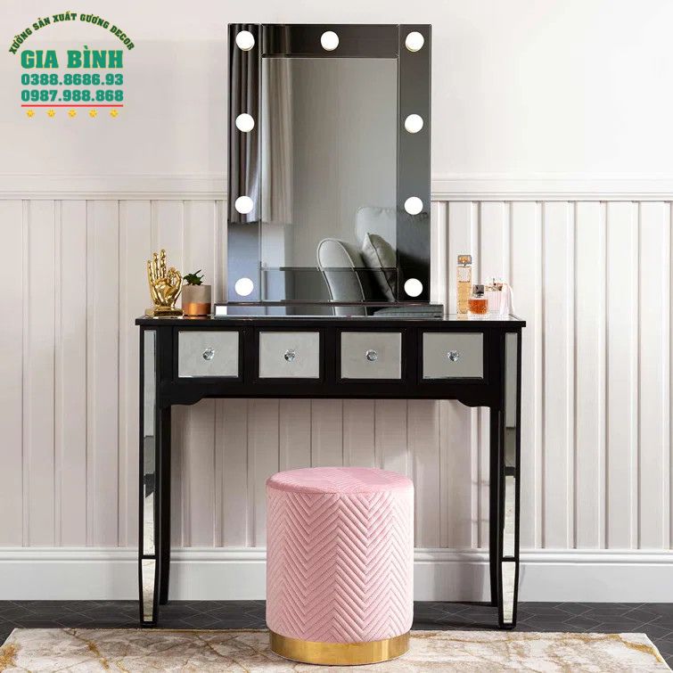 Gương trang điểm hình chữ nhật có đèn mã TĐ07