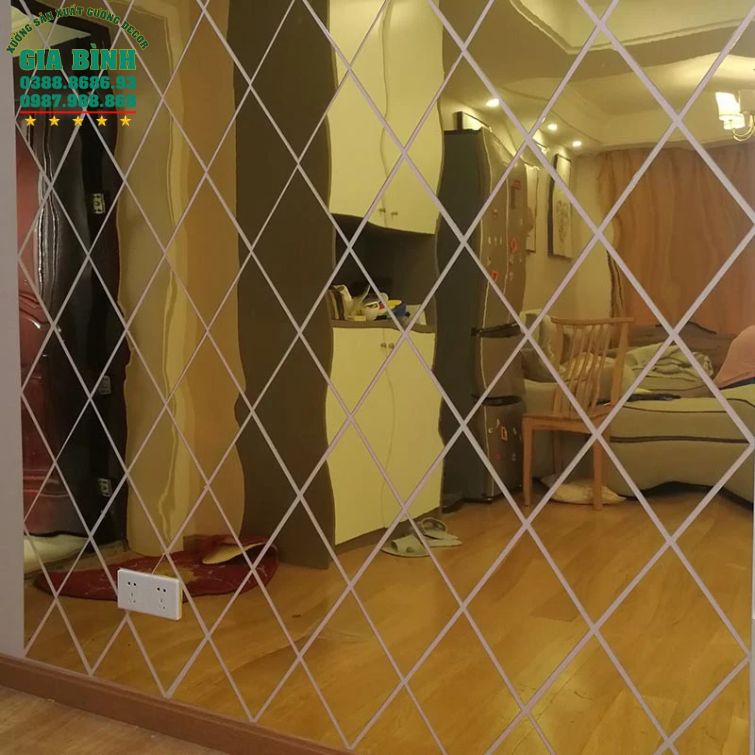 Gương dán tường Acrylic 3D hình thoi đơn giản mã DT05