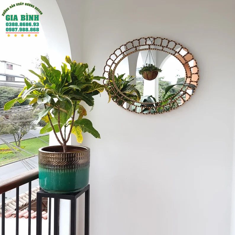 Gương trang trí hình bầu dục viền độc đáo mã TT08