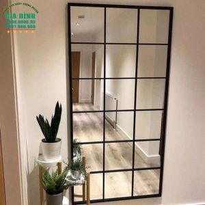 Gương dán tường hình vuông có khung viền đen mã DT10