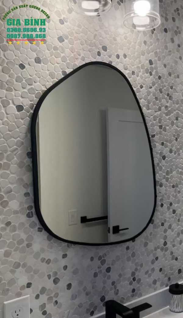 Gương trang trí không đối xứng viền gỗ mã TT05